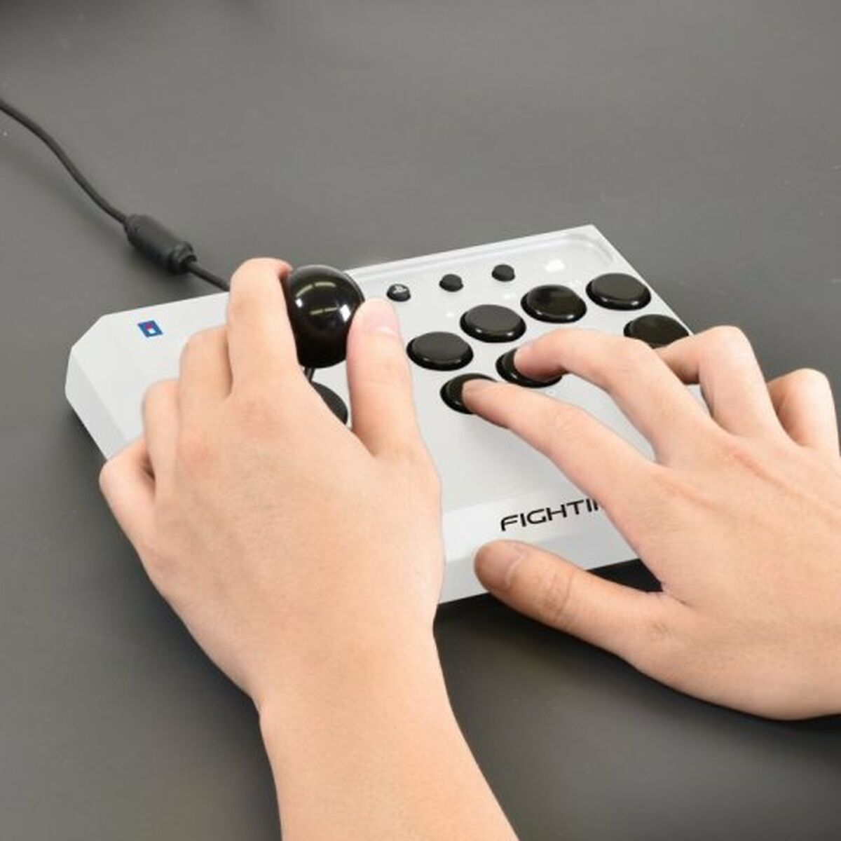 Gaming Control HORI FIGTHING STICK MINI-2