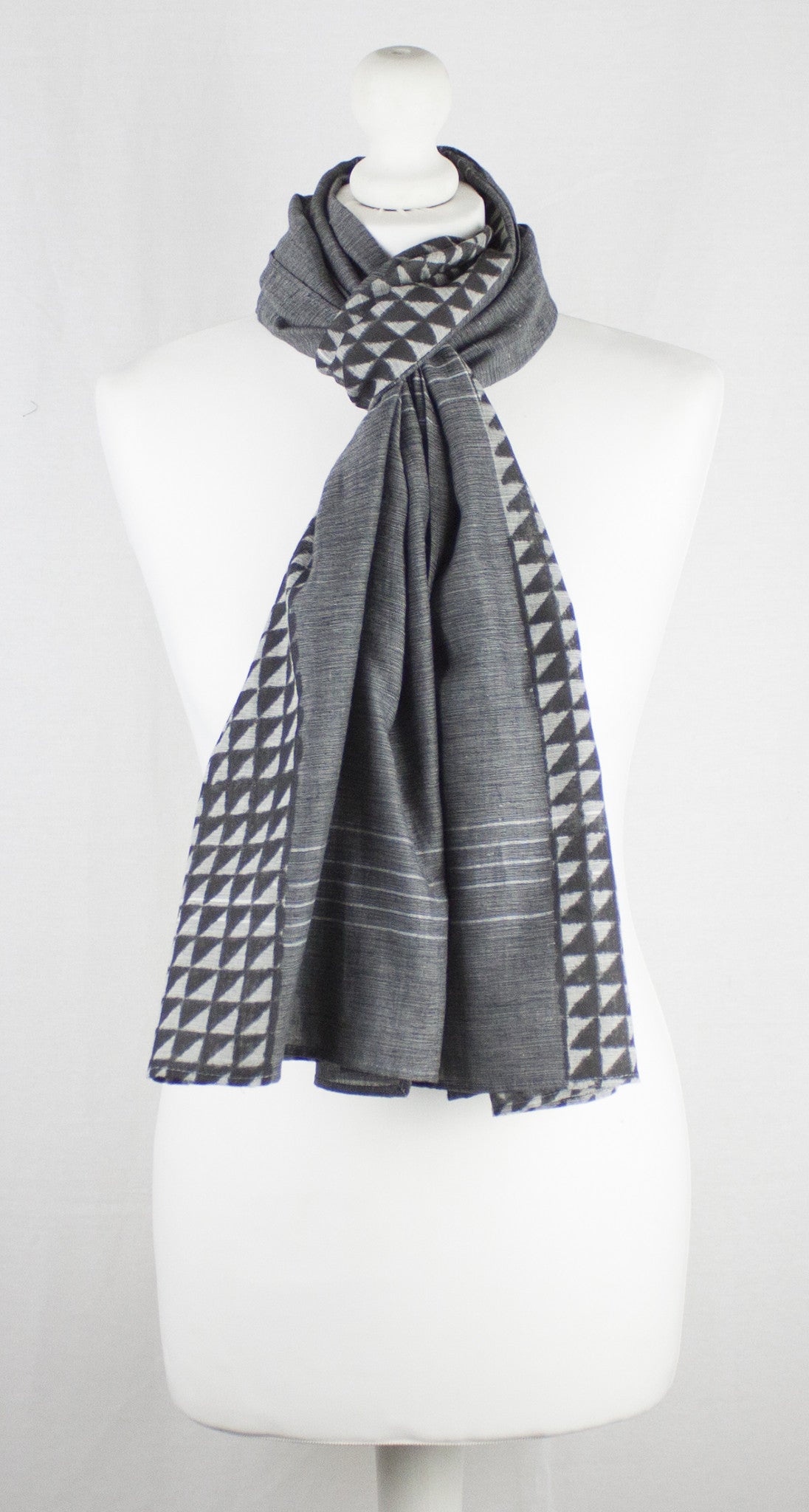 Triangle Print Chambray Cotton Scarf - Grey Black-1
