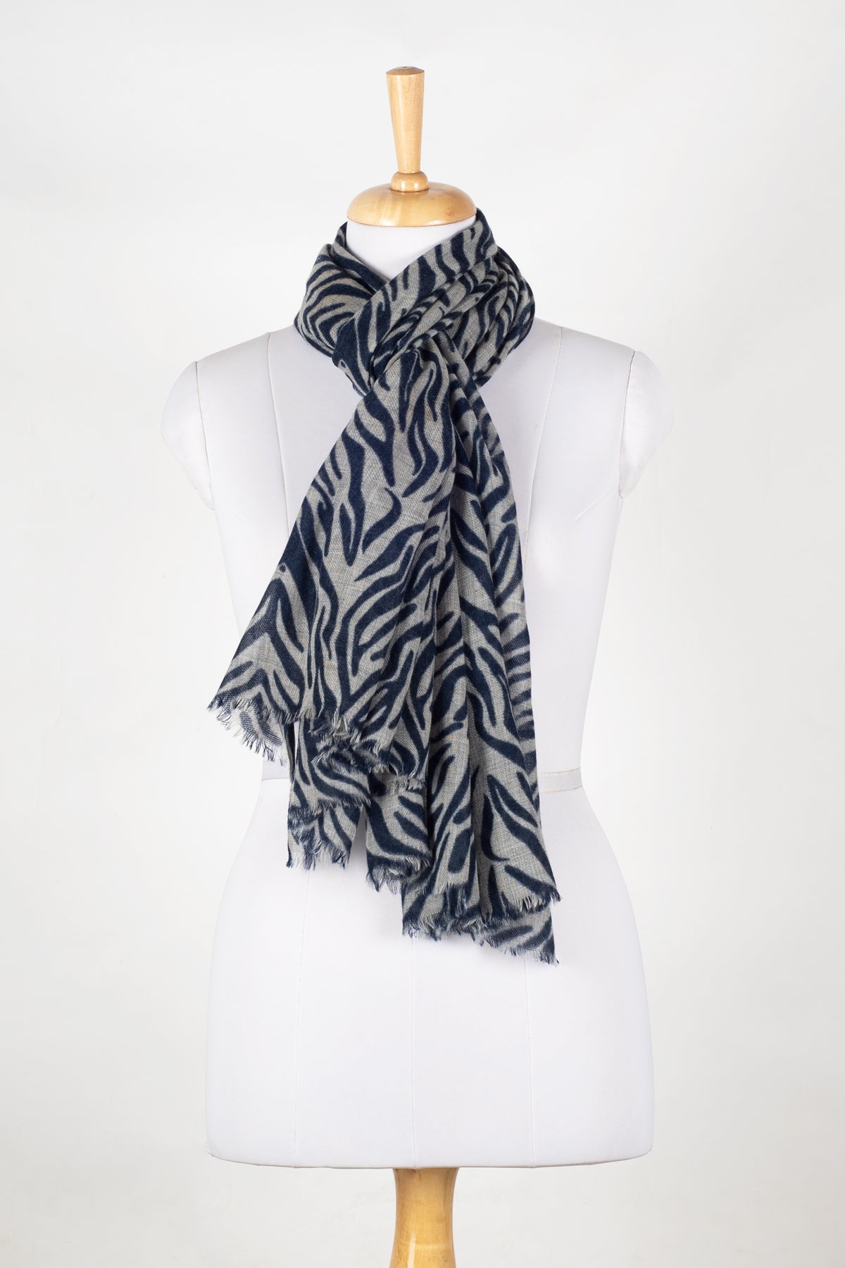 Tiger Print Merino Wool Scarf - Black White-2