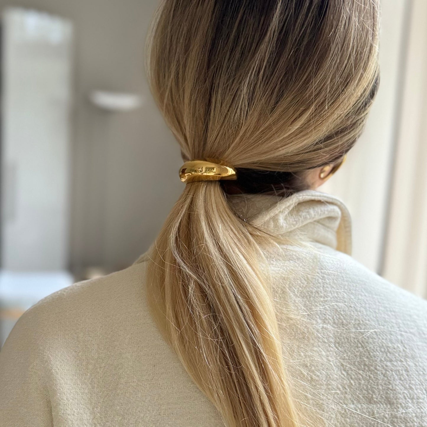 Luxe Loop Piccolo Haarschmuck-3