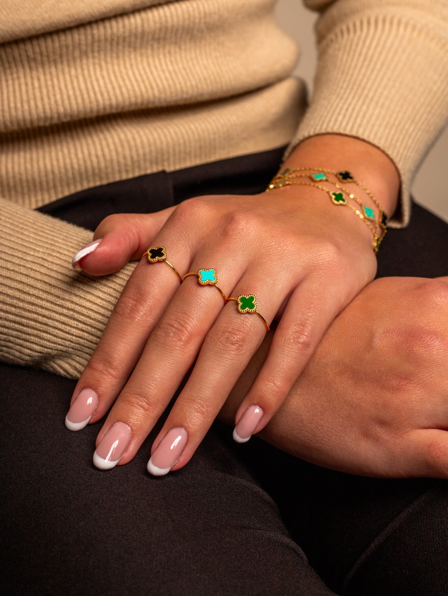 CloverFusion - Elegante Ring in Goud en Zwart