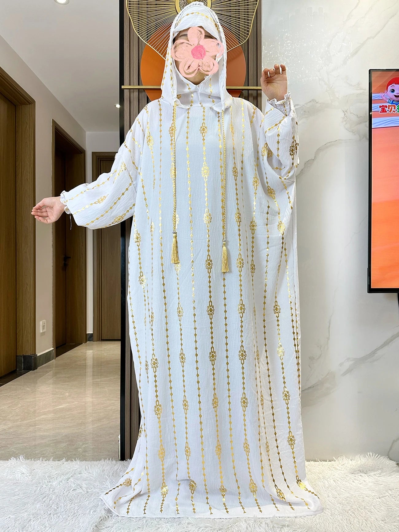 Elegante Katoenen Ramadan Abaya met Dubbele Hoeden - Prachtig Goudstofontwerp voor Moslimvrouwen met Gebed en Speciale Gelegenheden - Geïnspireerd door Dubai en Turkse Kaftanstijlen
