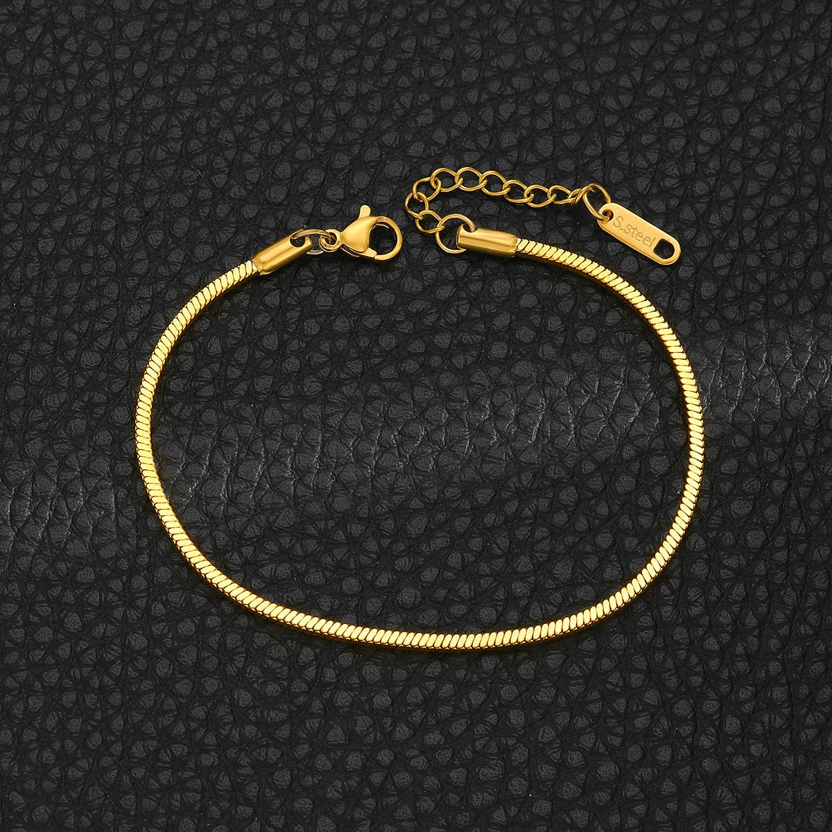 Stijlvolle Vierkante Rvs Slangenbeen Schakelarmband - Trendy Hip-Hop Sieraden voor Mannen en Vrouwen - Perfect voor Feesten en Speciale Gelegenheden!