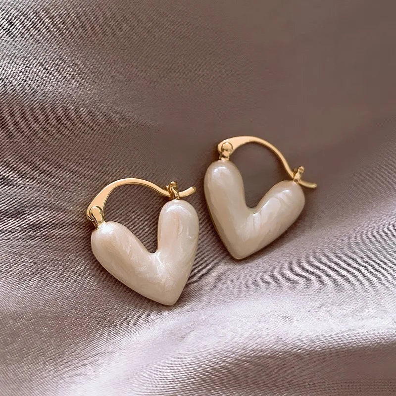2023 Mode Hartvormige Stud Oorbellen voor Dames - Koreaans Geïnspireerde Elegante Lichtgewicht Luxe Liefdesdruppels - Chique Sieraad Cadeau voor Meisjes