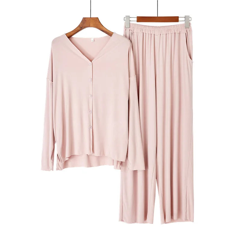 Gezellige en Chique Dames 2-delige Winter Loungewear Set - Stijlvolle Lange Mouwen Pyjama en Zachte Cardigan voor Ontspanning in Lente en Herfst