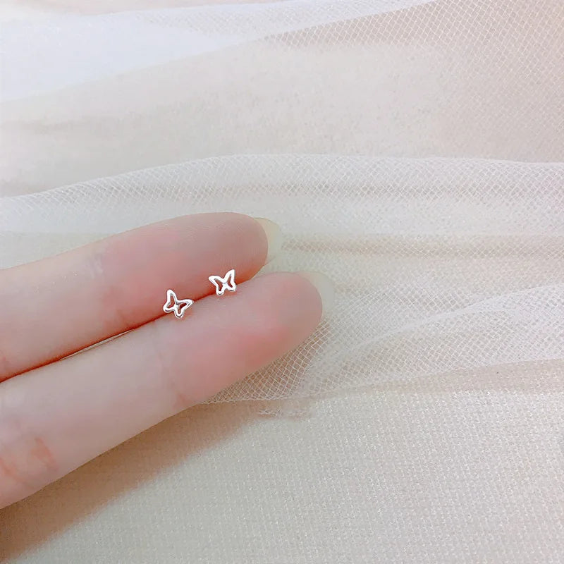 Trendy Hart Oorbellen voor Vrouwen - Hypoallergeen, Minimalistisch Zilveren Sterontwerp Perfect voor Dagelijks Gebruik en Charmante Cadeau-ideeën