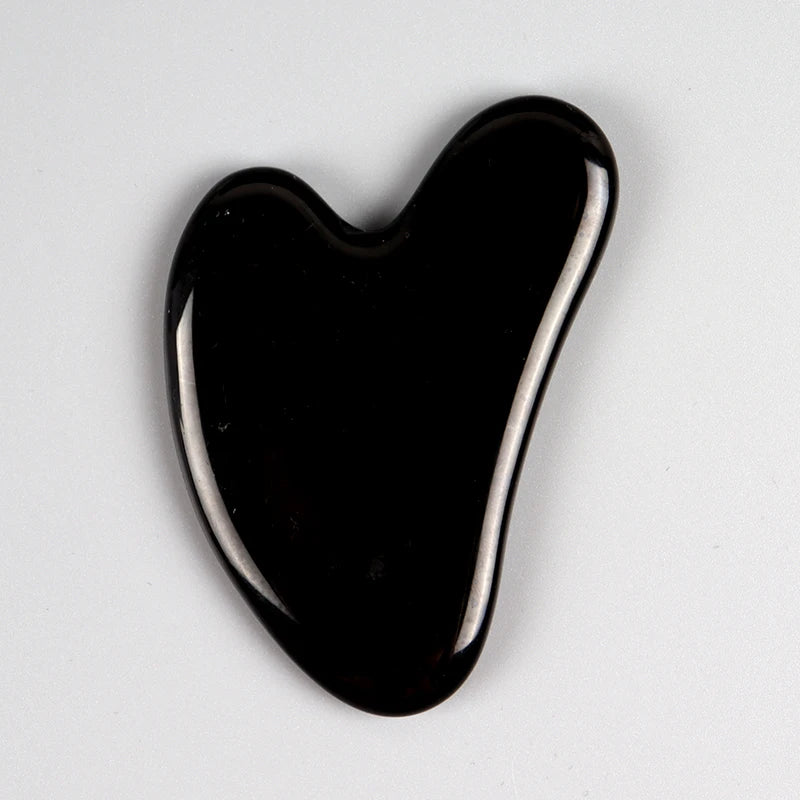 Revitaliseer je huid met onze Rozenkwarts Hart Gua Sha Tool - Perfect voor het liften van de kin en neus, verstrakken en gezichts- massage!