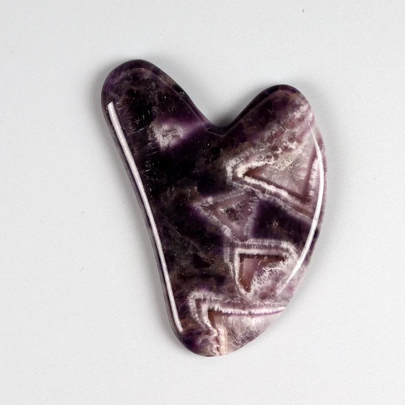 Revitaliseer je huid met onze Rozenkwarts Hart Gua Sha Tool - Perfect voor het liften van de kin en neus, verstrakken en gezichts- massage!