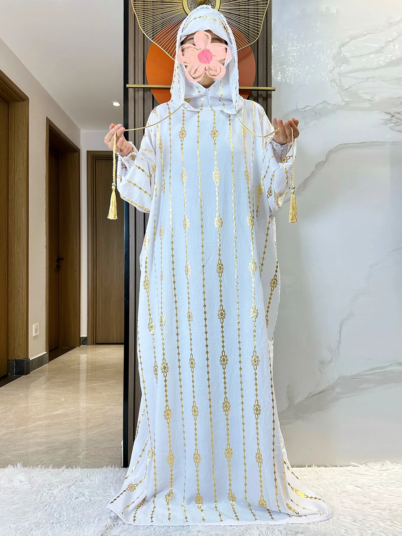 Elegante Katoenen Ramadan Abaya met Dubbele Hoeden - Prachtig Goudstofontwerp voor Moslimvrouwen met Gebed en Speciale Gelegenheden - Geïnspireerd door Dubai en Turkse Kaftanstijlen