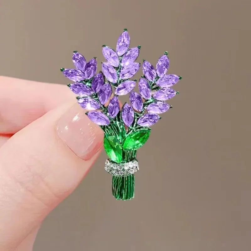 Prachtige paarse lavendel kristallen strass broche - Elegante bloemenpin voor jassen & luxe sieraad cadeau voor haar