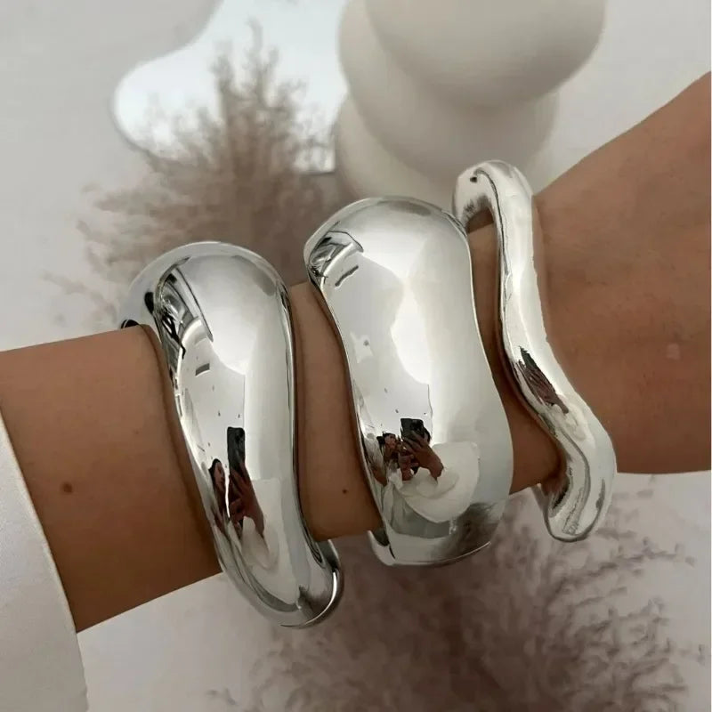 Luxe Brede Handboeien in Punk Goud en Zilver - Gedurfde Geometrische Metalen Statement Sieraden voor Vrouwen en Mannen