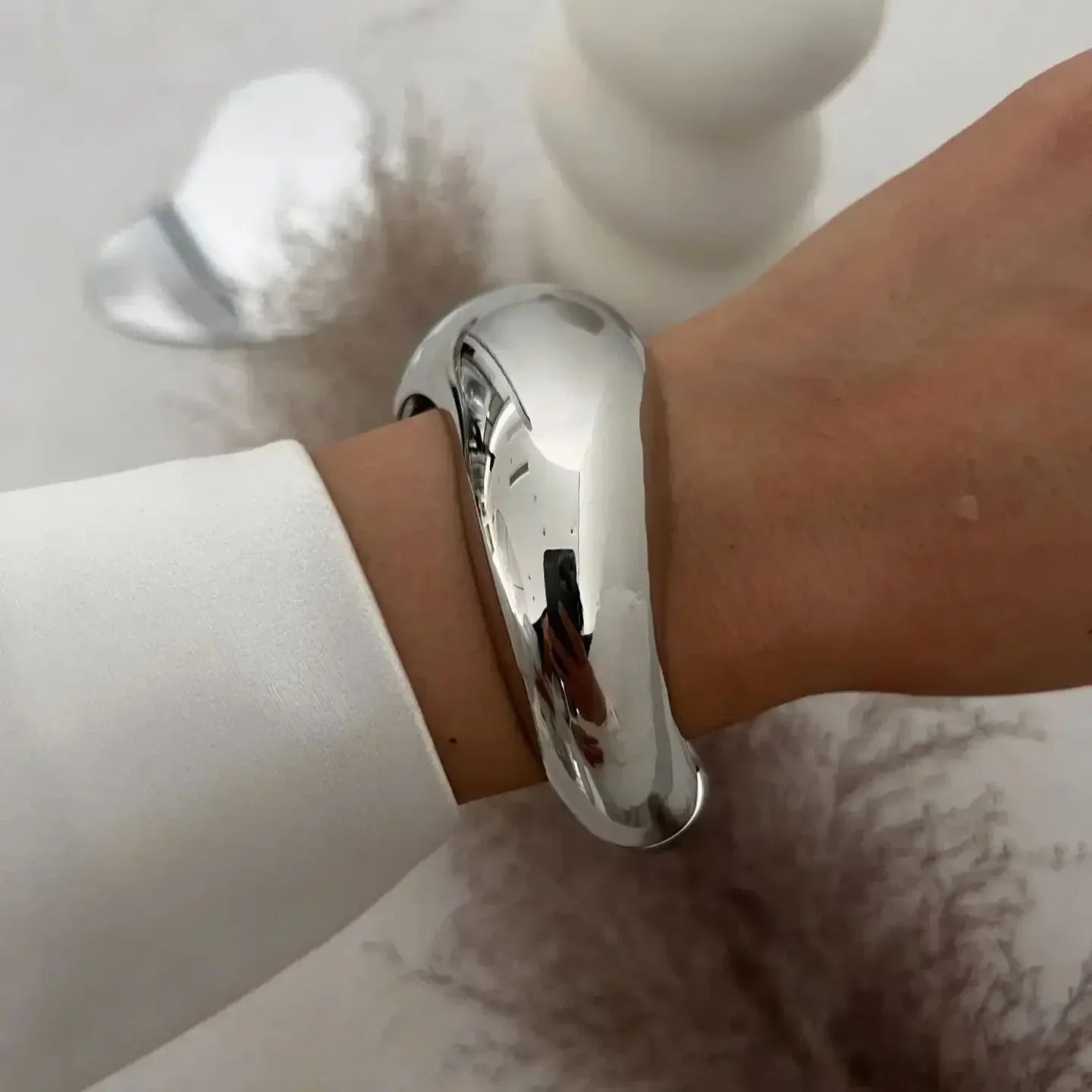 Luxe Brede Handboeien in Punk Goud en Zilver - Gedurfde Geometrische Metalen Statement Sieraden voor Vrouwen en Mannen