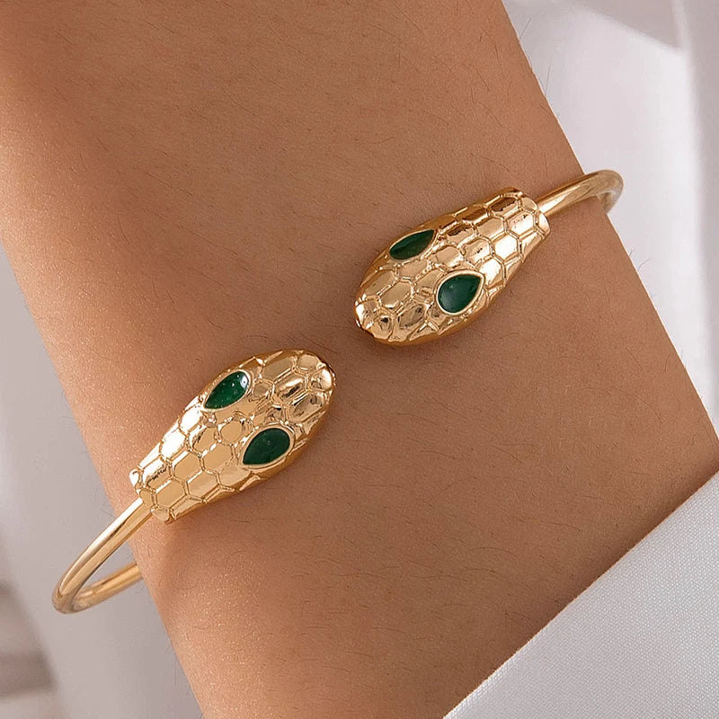 Tocona Elegante Vintage Slangenoog Kristallen Armband - Een Stijlvolle Geometrische Legering Accessoire voor Mannen en Vrouwen Perfect voor Feesten