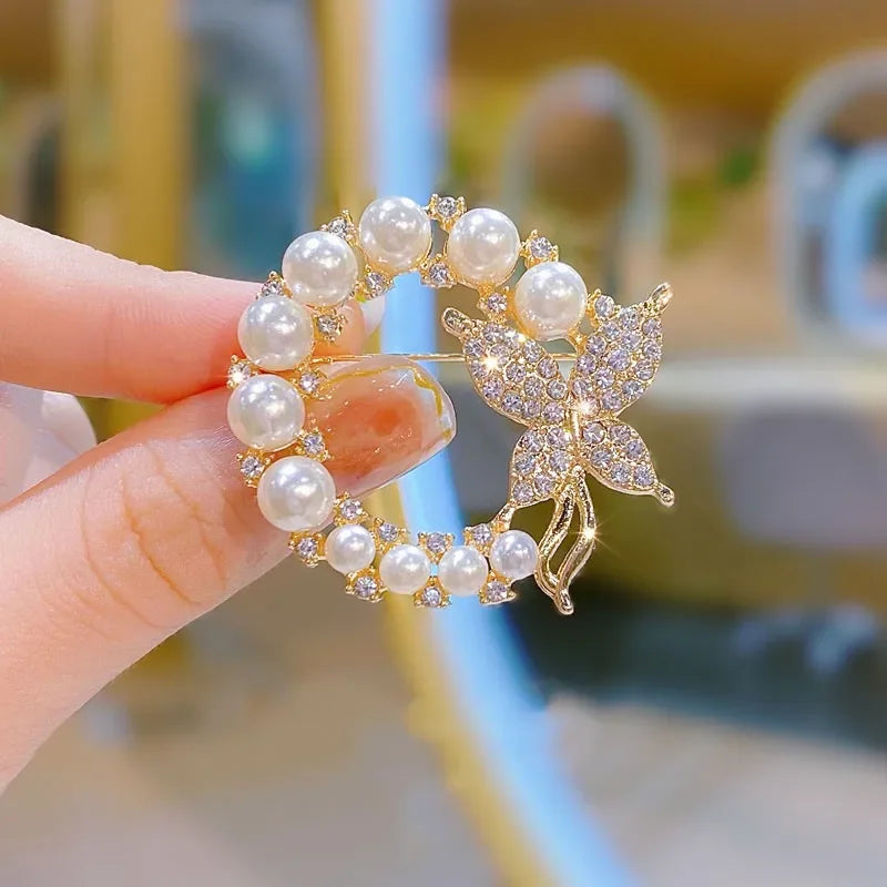 Prachtige paarse lavendel kristallen strass broche - Elegante bloemenpin voor jassen & luxe sieraad cadeau voor haar
