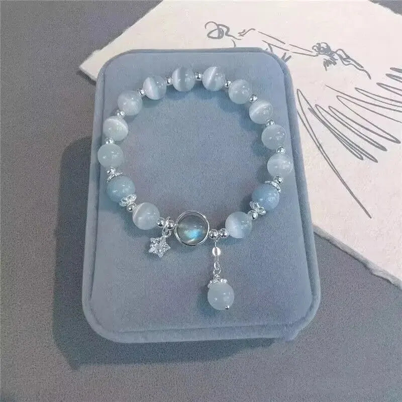Elegante Vijfpuntige Ster Armband met Kattenoog Maansteen Kristallen - Luxe Elastisch Ontwerp voor een Vleugje Glamour