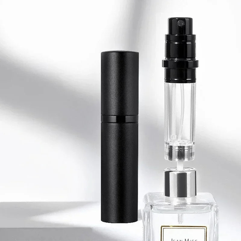 Compact 5ml Mini Onderkant-vullende Parfum Spray Dispenser - Navulbare en Draagbare Cosmetische Atomizer Fles