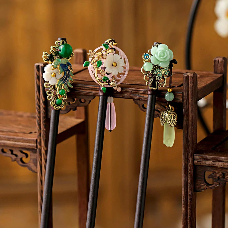 Elegante Handgemaakte Vintage Chinese Haarkammen - Luxe Bloemige Haarspelden voor Huwen en Speciale Evenementen