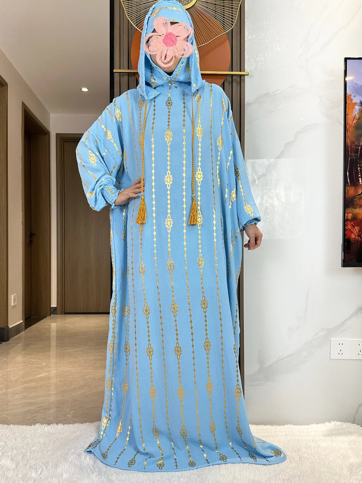 Elegante Katoenen Ramadan Abaya met Dubbele Hoeden - Prachtig Goudstofontwerp voor Moslimvrouwen met Gebed en Speciale Gelegenheden - Geïnspireerd door Dubai en Turkse Kaftanstijlen