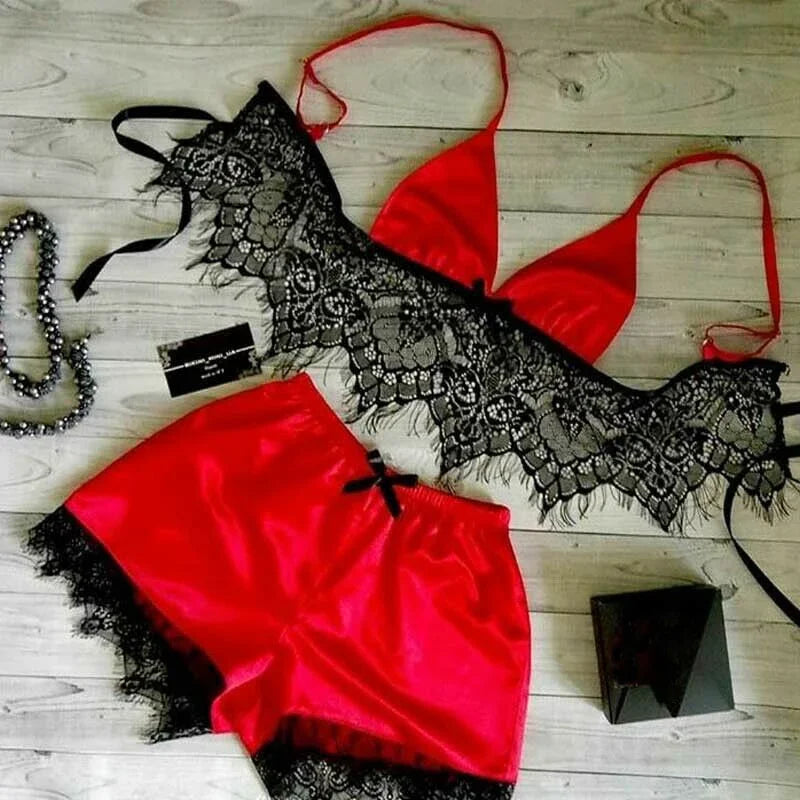Chique Dameszijde Satijnen Pyjama Sets: Stijlvolle V-hals Crop Tops en Shorts Lingerie voor een Flirterige Nacht!