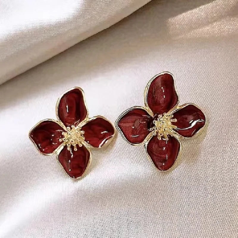 Charmante Vintage Bloemige Stud Oorbellen voor Dames - Kleurrijke Metalen Oor Sieraad Perfect voor Feesten en Huwelijken!