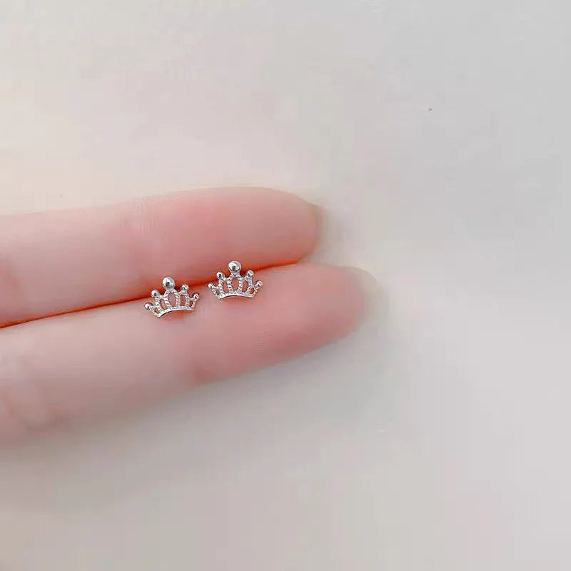 Trendy Hart Oorbellen voor Vrouwen - Hypoallergeen, Minimalistisch Zilveren Sterontwerp Perfect voor Dagelijks Gebruik en Charmante Cadeau-ideeën
