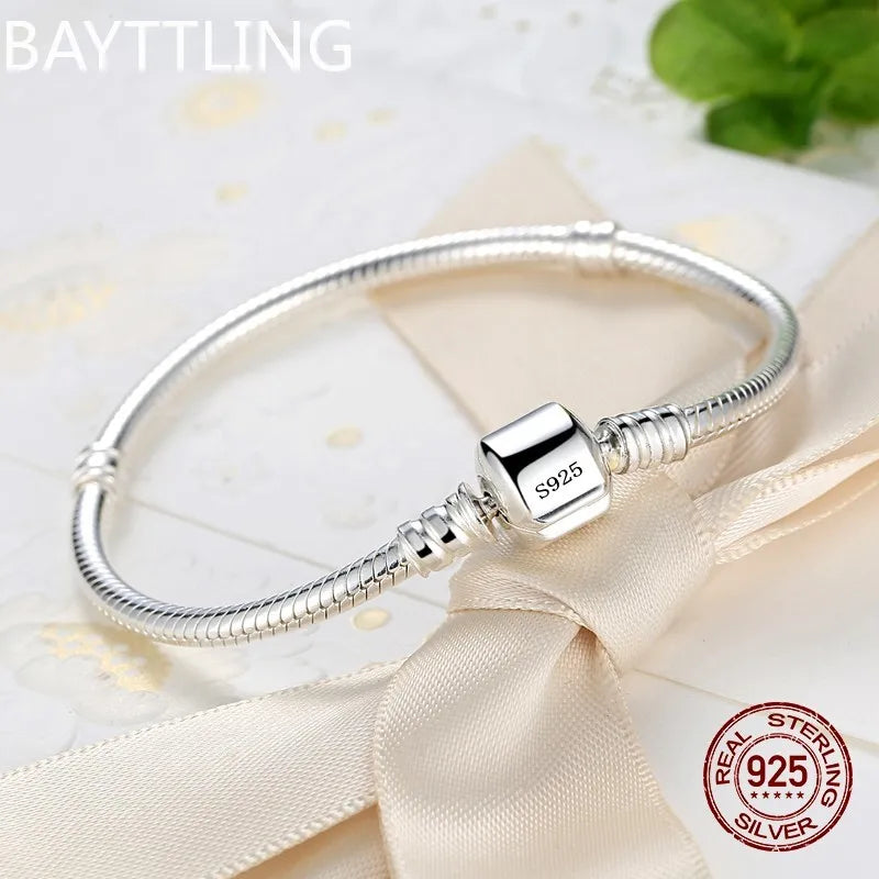 Exquise Handgemaakte 925 Sterling Zilveren Charm Armband - Luxe Zachte Gladde Slangenbeenderontwerp voor Vrouwen