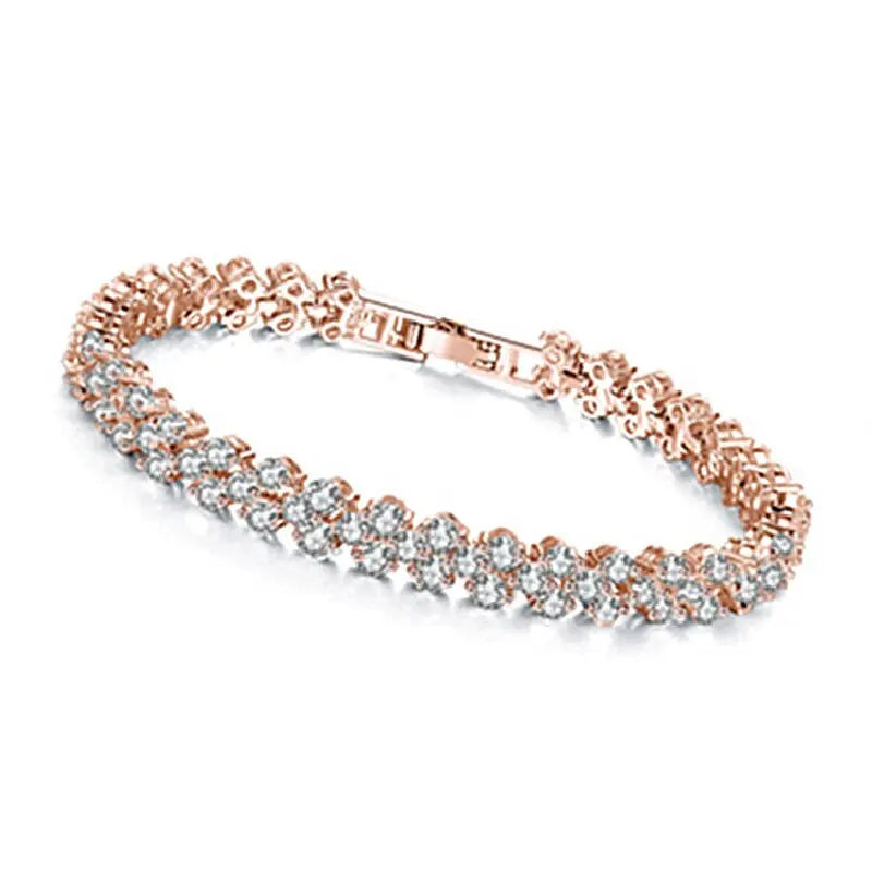 Elegante Romeinse Kristallen Geometrische Kettingarmbanden voor Vrouwen - Trendsettende 2024 Goth-geïnspireerde Rhinestone Charm Bangles voor Speciale Gelegenheden
