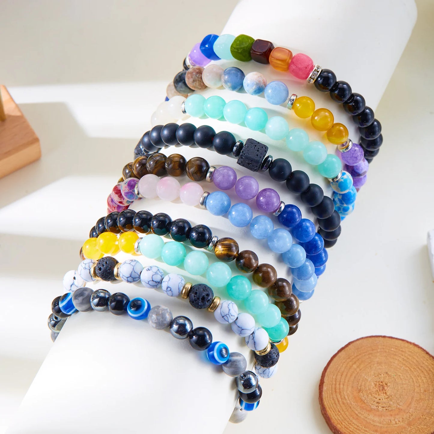 Charmante Natuurlijke Steen Chakra Armbanden voor Mannen en Vrouwen - Jouw Geluksenergie en Bescherming Companion, Perfect voor Meditatie en Vriendschaps Cadeaus!