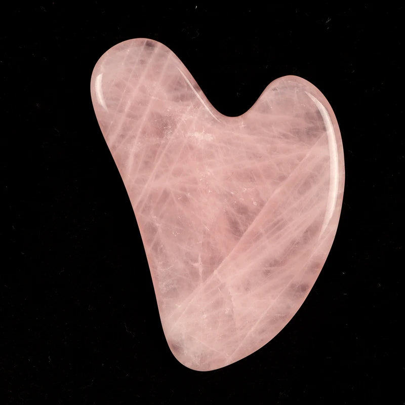 Revitaliseer je huid met onze Rozenkwarts Hart Gua Sha Tool - Perfect voor het liften van de kin en neus, verstrakken en gezichts- massage!