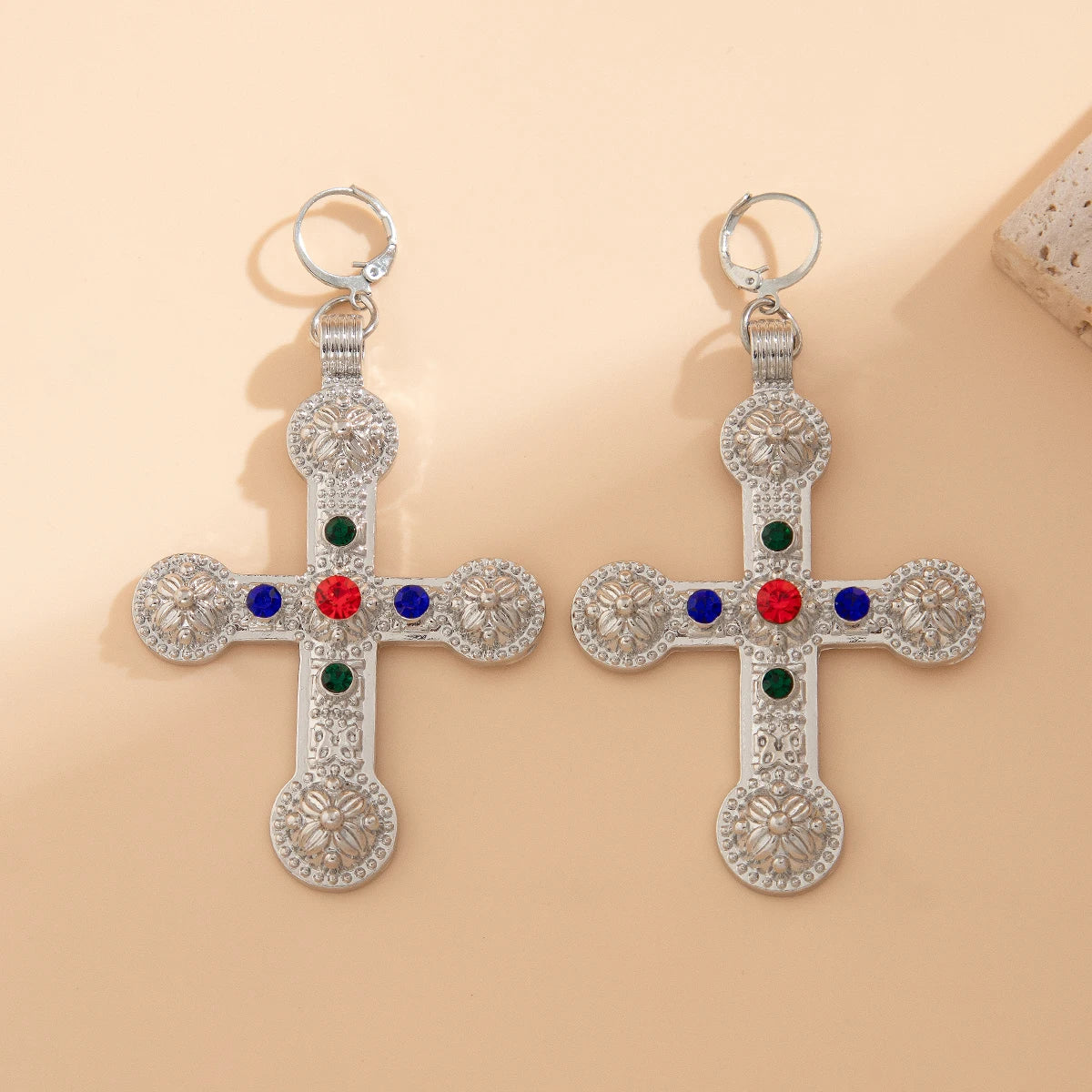 Elegante Ingemark Rhinestone en Imitatieparel Kralen Ketting met Vintage Jezus Kruis Hanger - Een Prachtige Choker voor Bruiden en Speciale Gelegenheden - Y2K Geïnspireerde Sieraden