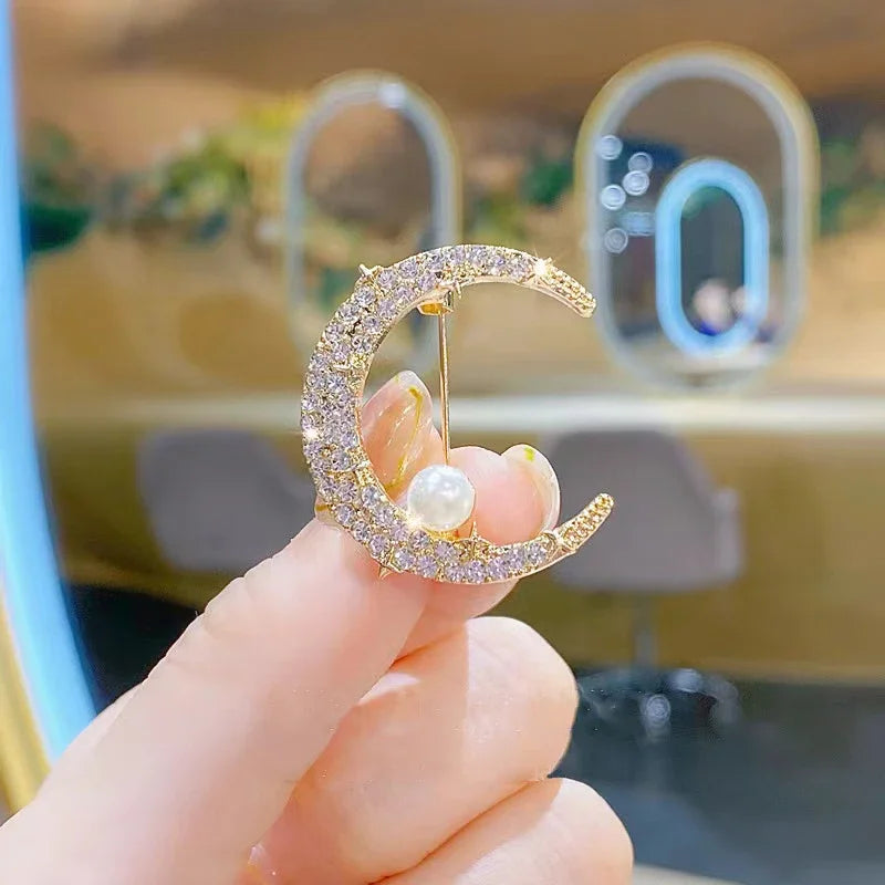 Prachtige paarse lavendel kristallen strass broche - Elegante bloemenpin voor jassen & luxe sieraad cadeau voor haar