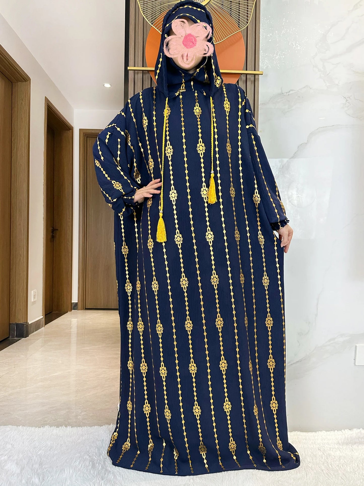 Elegante Katoenen Ramadan Abaya met Dubbele Hoeden - Prachtig Goudstofontwerp voor Moslimvrouwen met Gebed en Speciale Gelegenheden - Geïnspireerd door Dubai en Turkse Kaftanstijlen