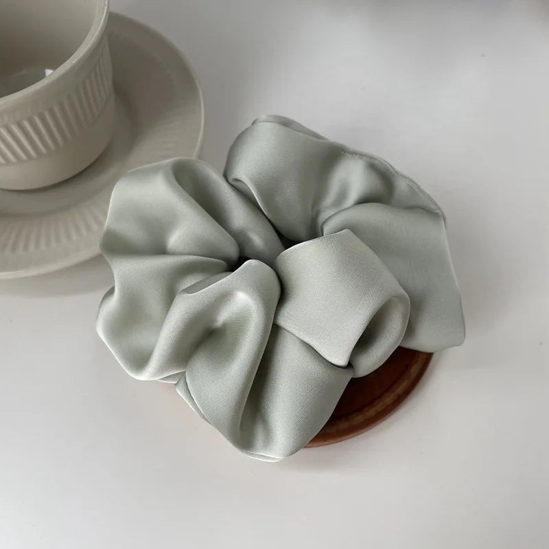Chique Franse Zijde Haaraccessoires voor Vrouwen - Getextureerde Satijnen Scrunchies en Haartjes voor Stijlvolle Uiterlijk