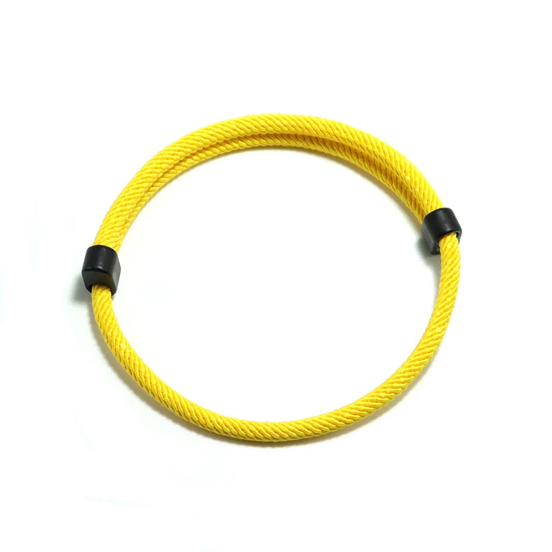 Stijlvolle Verstelbare Rode Draad Armband voor Stellen - Perfect voor Lovers, Minimalisten, Yoga- en Meditatie Enthousiastelingen