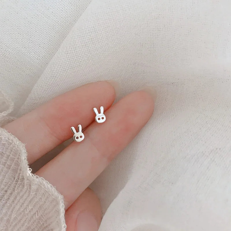 Trendy Hart Oorbellen voor Vrouwen - Hypoallergeen, Minimalistisch Zilveren Sterontwerp Perfect voor Dagelijks Gebruik en Charmante Cadeau-ideeën