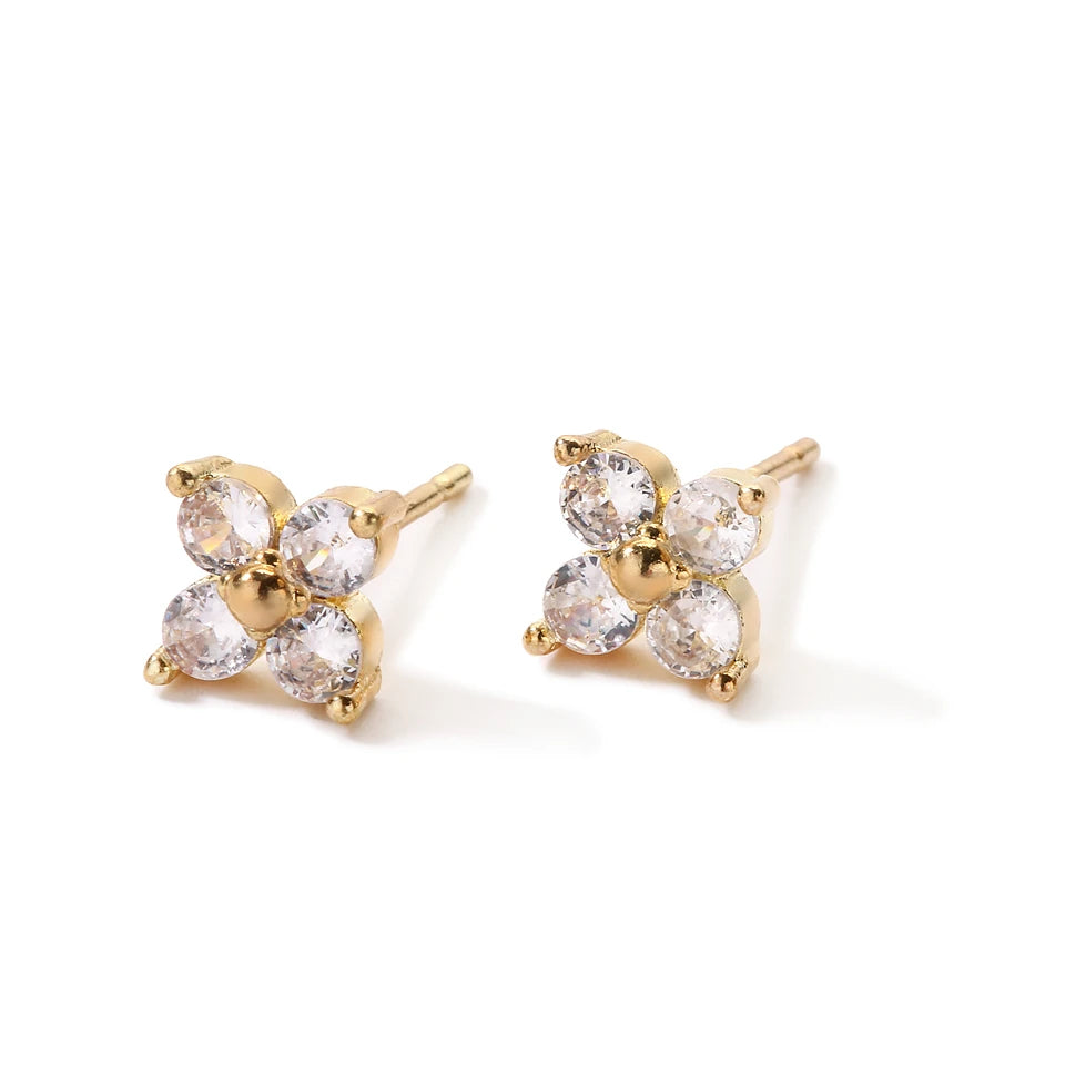 Chic Minimalistische Gouden Bloem Stud Oorbellen - Perfecte Ooraccessoires voor Vrouwen en Meisjes van ZAKOL
