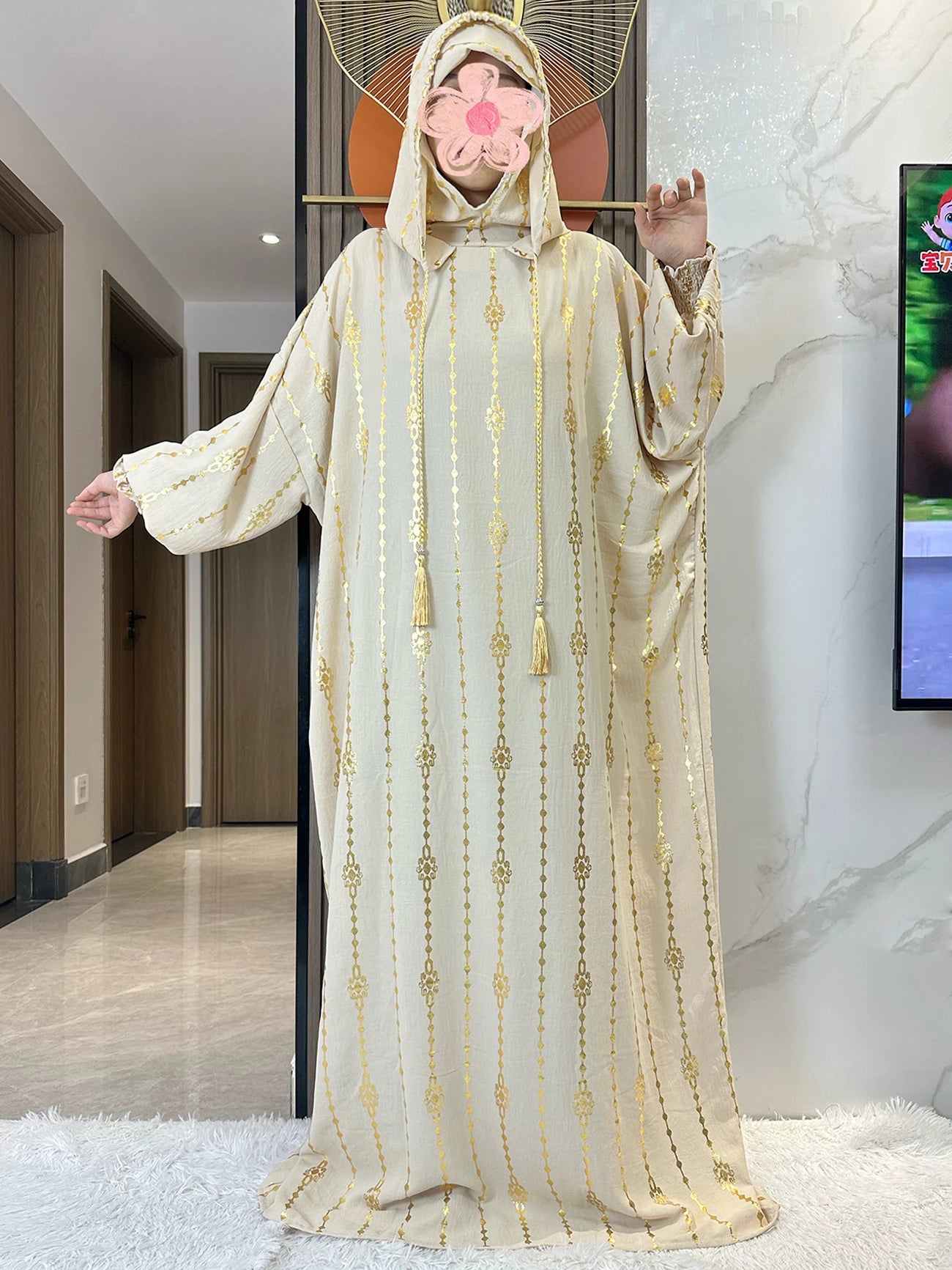 Elegante Katoenen Ramadan Abaya met Dubbele Hoeden - Prachtig Goudstofontwerp voor Moslimvrouwen met Gebed en Speciale Gelegenheden - Geïnspireerd door Dubai en Turkse Kaftanstijlen