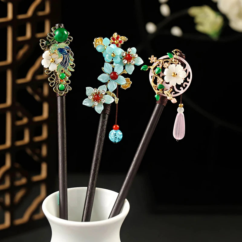 Elegante Handgemaakte Vintage Chinese Haarkammen - Luxe Bloemige Haarspelden voor Huwen en Speciale Evenementen