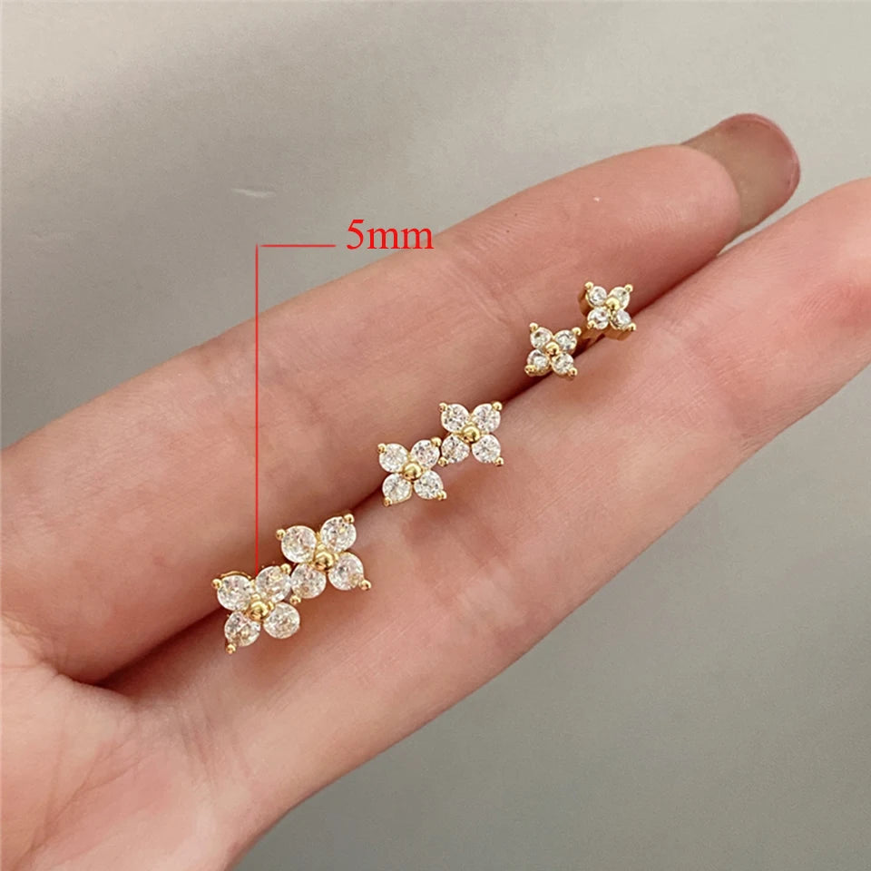 Chic Minimalistische Gouden Bloem Stud Oorbellen - Perfecte Ooraccessoires voor Vrouwen en Meisjes van ZAKOL