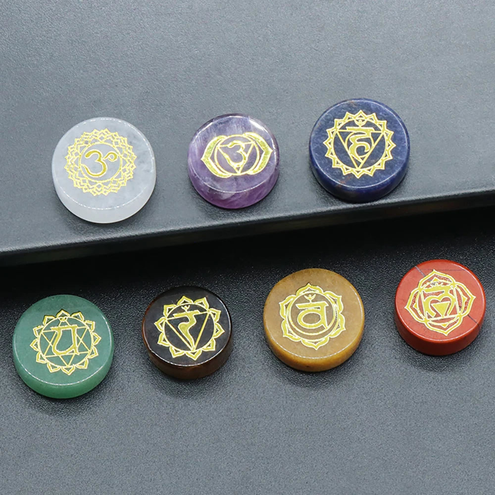 7-Pak Rond 7 Chakra Natuurlijke Steen Versieringen (16-18mm) - Amethist Kwarts Energie Stickers voor Reiki, Divinatie en Genezing