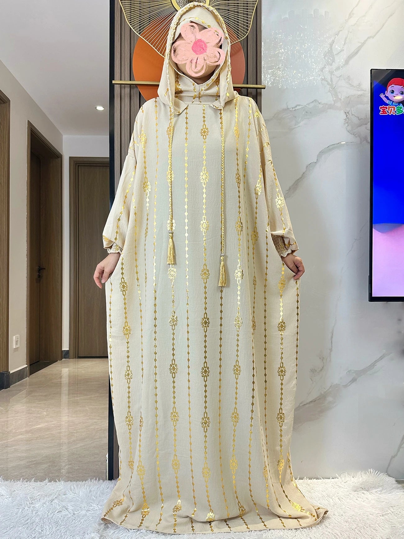 Elegante Katoenen Ramadan Abaya met Dubbele Hoeden - Prachtig Goudstofontwerp voor Moslimvrouwen met Gebed en Speciale Gelegenheden - Geïnspireerd door Dubai en Turkse Kaftanstijlen