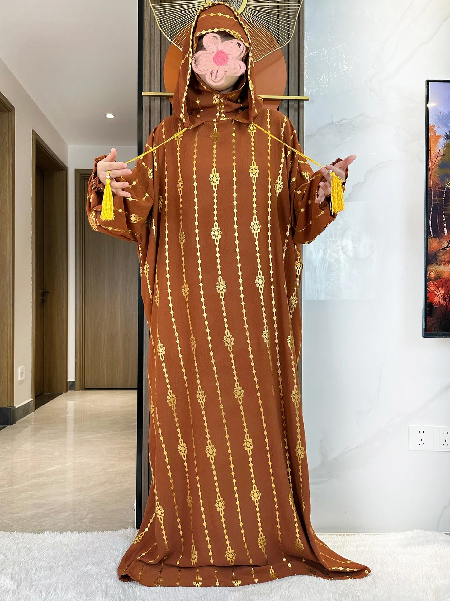 Elegante Katoenen Ramadan Abaya met Dubbele Hoeden - Prachtig Goudstofontwerp voor Moslimvrouwen met Gebed en Speciale Gelegenheden - Geïnspireerd door Dubai en Turkse Kaftanstijlen