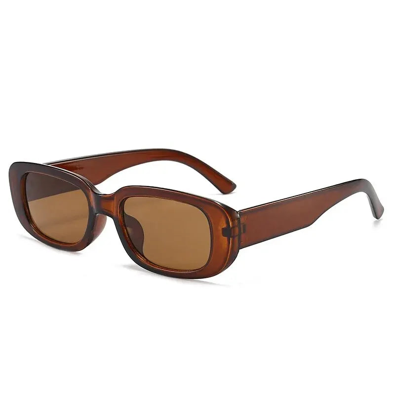 Chic Cat Eye Zonnebril voor Vrouwen - Trendy Klein Frame met Unieke Concaaf Vorm Perfect voor Street Style!