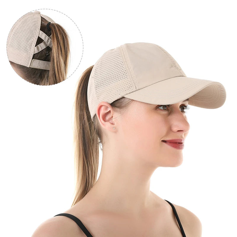 Stijlvolle Zomer Effen Kleur Baseball Caps voor Dames - Perfect voor Golf, Sport en Vrije Tijd met Handig Paardenstaartontwerp en Sneldrogend Gaas!
