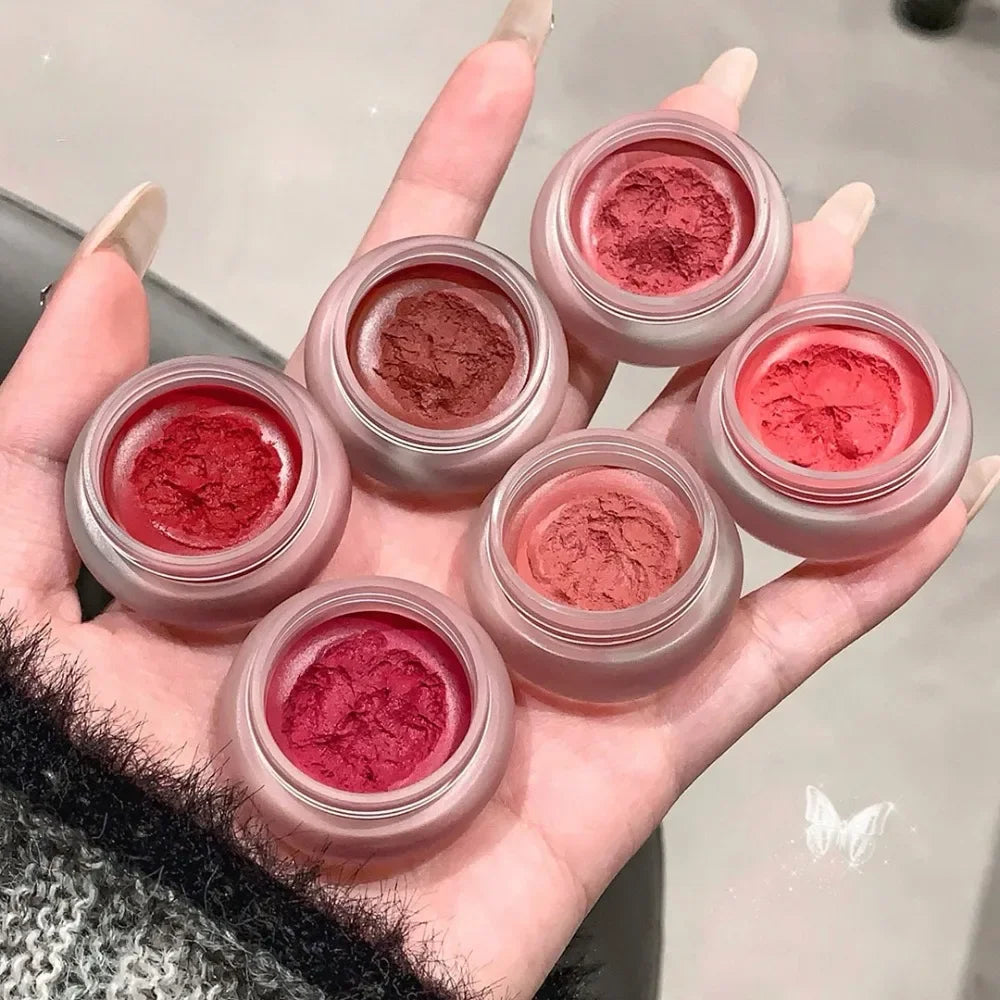 Luxe Matte Lip Mud Blush - Veelzijdige Waterdichte Kleilippenstift voor Indrukwekkende, Langdurige Kleur! Niet-plakkerige Bekergemiddelde Formule in Stralende Rode Tint - Mousse Cosmetics voor Prachtige Lippen!