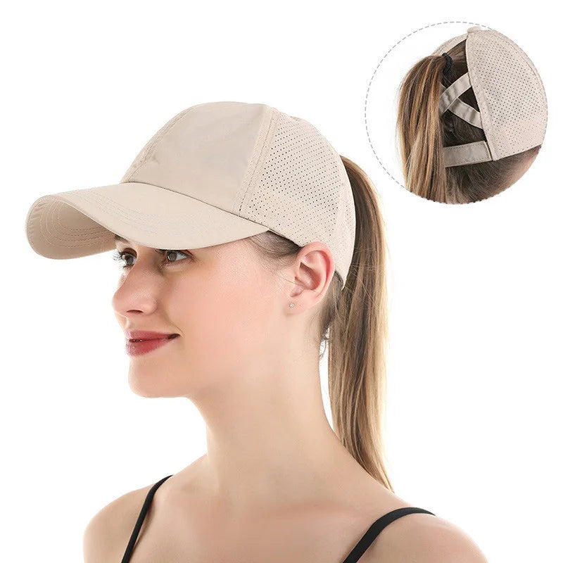 Chic Zomer Effen Baseball Cap voor Vrouwen - Stijlvolle Athleisure Cross Ponytail Hoed met Sneldrogend Gaas Visor