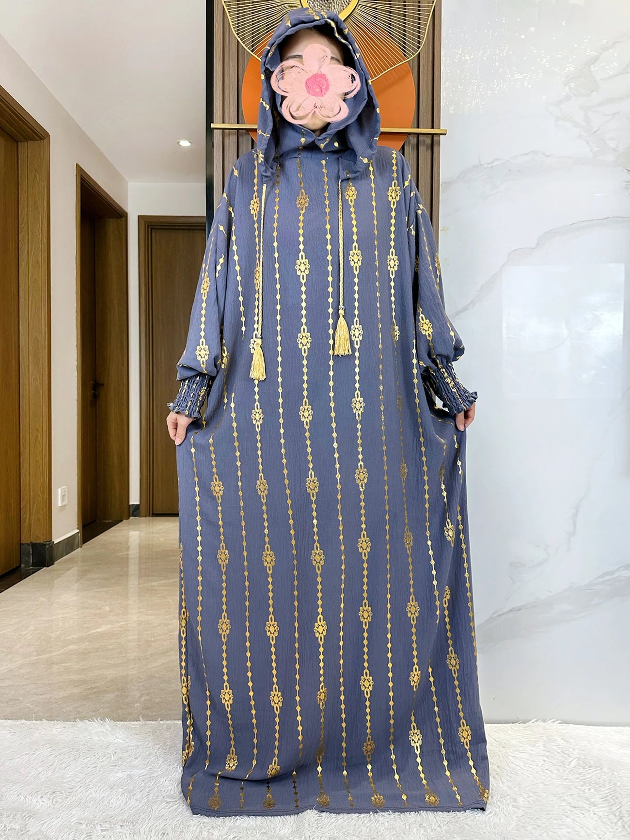 Elegante Katoenen Ramadan Abaya met Dubbele Hoeden - Prachtig Goudstofontwerp voor Moslimvrouwen met Gebed en Speciale Gelegenheden - Geïnspireerd door Dubai en Turkse Kaftanstijlen