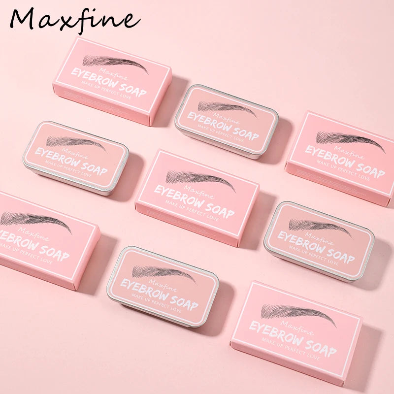 Revitaliseer je look met onze langhoudende transparante waterproof mascara - anti-bloei formule voor moeiteloze stijl en langdurig draagcomfort!