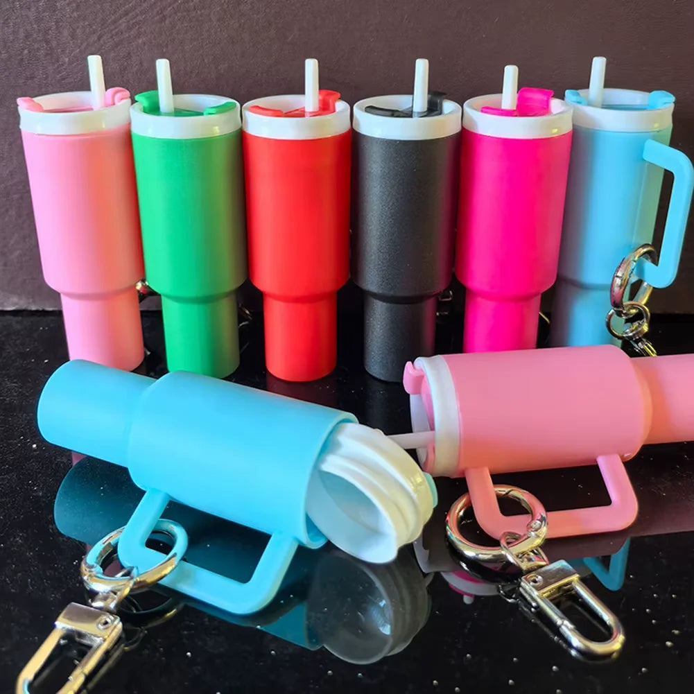 Schattige Mini Tumbler Sleutelhanger - Veelzijdige Chapstick Houder & Charmante Handtas Accessoire voor Schooltassen!