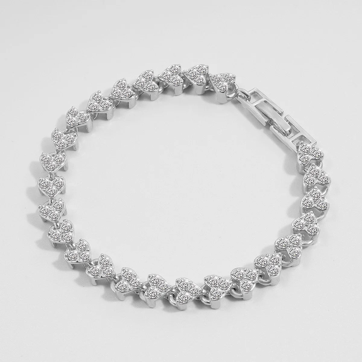 Elegante Romeinse Kristallen Geometrische Kettingarmbanden voor Vrouwen - Trendsettende 2024 Goth-geïnspireerde Rhinestone Charm Bangles voor Speciale Gelegenheden